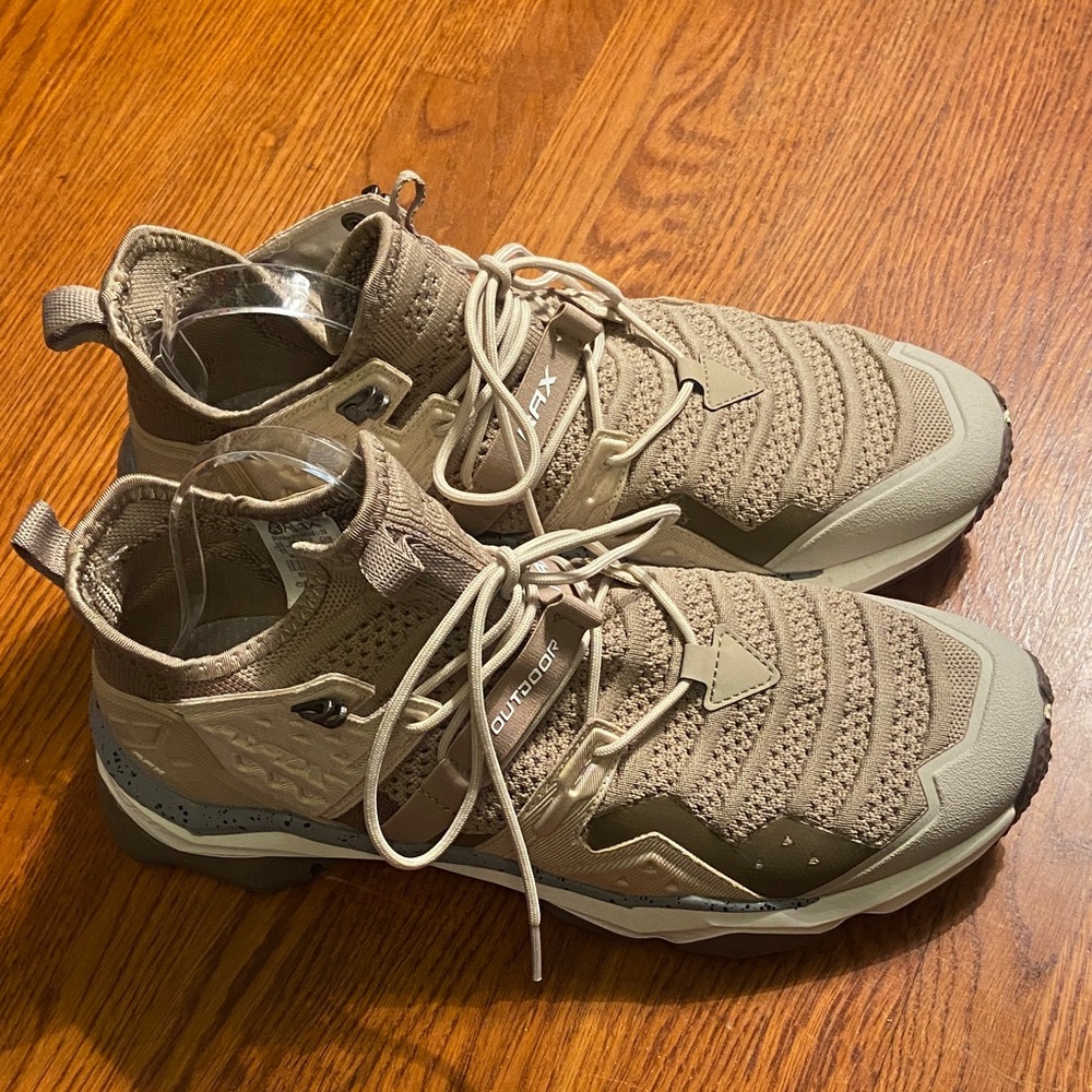 Men's Lightweight Athletic Outdoor Hiking  Shoes